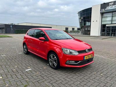 Rood Gebruikt 2014 VW Polo Highline Hatchback | € 8.800 (Eerlijke prijs)