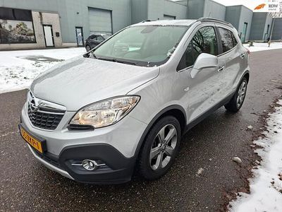 Grijs (metallic) Gebruikt 2012 Opel Mokka Cosmo SUV | € 7.950 (Eerlijke prijs)