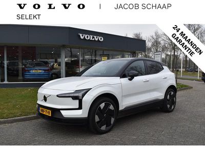 Wit, metallic lak Gebruikt 2025 Volvo EX30 Plus SUV | € 35.900 (Eerlijke prijs)