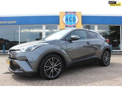 Grijs Gebruikt 2018 Toyota C-HR SUV | € 16.900 (Goede deal)