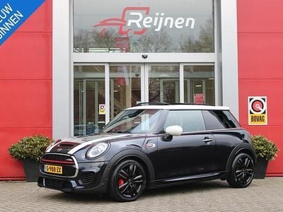 Occasion Mini John Cooper Works Premium 232 PK (170 kW) 2020 Blauw Hatchback
