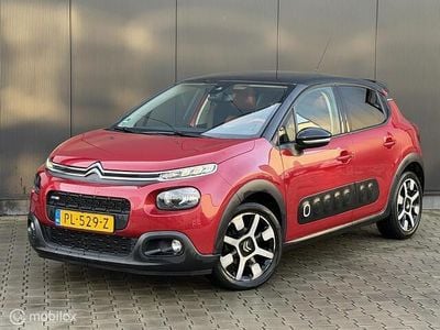 Rood (metallic) Occasion 2017 Citroën C3 Shine Hatchback | € 10.498 (Eerlijke prijs)