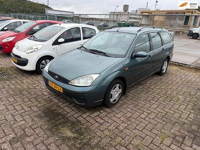 Groen Gebruikt 2002 Ford Focus Stationwagen | € 650