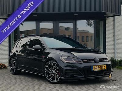 Zwart Gebruikt 2019 VW Golf VII GTI Hatchback | € 27.900 (Eerlijke prijs)