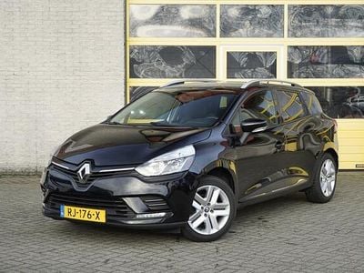 Zwart Gebruikt 2017 Renault Clio GrandTour Zen Stationwagen | € 7.450 (Eerlijke prijs)