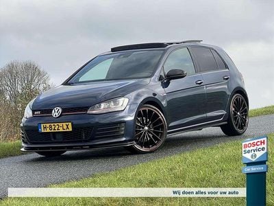 Blauw (metallic) Gebruikt 2015 VW Golf VII GTI Hatchback | € 14.500 (Goede deal)