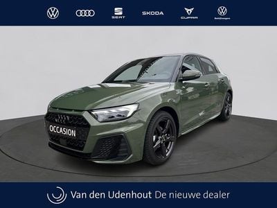Groen, metallic lak Gebruikt 2025 Audi A1 Sportback S-Line Hatchback | € 30.450 (Duur)