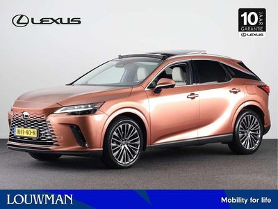 Bruin, metallic lak Gebruikt 2023 Lexus RX450h President Line SUV | € 74.950 (Eerlijke prijs)