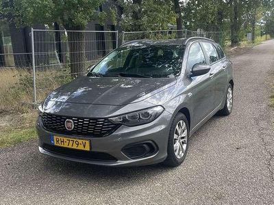 Occasion Fiat Tipo Pop Star 95 PK (69 kW) 2017 Grijs MPV