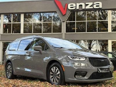 Occasion Chrysler Pacifica Touring 264 PK (194 kW) 2021 Grijs Stationwagen