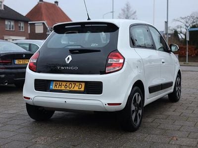 Wit Gebruikt 2017 Renault Twingo Collection Hatchback | € 7.450 (Goede deal)