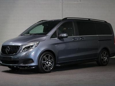 Grijs (metallic) Occasion 2019 Mercedes V250 Avantgarde MPV | € 37.950