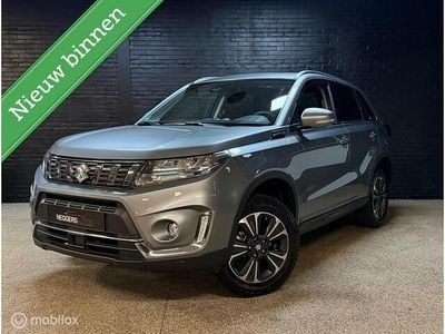 Occasion Suzuki Vitara 102 PK (75 kW) 2023 Grijs (metallic) SUV