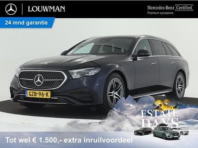 Nauticblauw metaalkleur metallic Occasion 2024 Mercedes E300 AMG Stationwagen | € 54.950 (Goede deal)