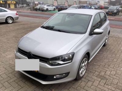 Grijs Gebruikt 2013 VW Polo Highline Hatchback | € 5.499 (Eerlijke prijs)