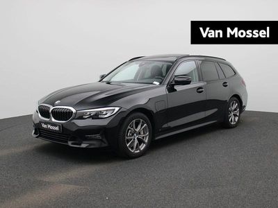 Zwart Occasion 2021 BMW 330 Stationwagen | € 26.900 (Super prijs)