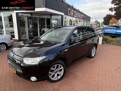 Zwart Occasion 2014 Mitsubishi Outlander P-HEV Edition SUV | € 10.950 (Duur)