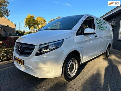 Wit Occasion 2021 Mercedes e-Vito MPV | € 44.950