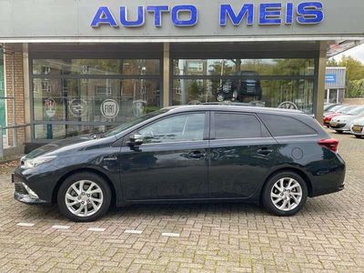 Toyota Auris Hybrid