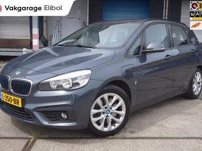 Grijs Gebruikt 2017 BMW 225 Active Tourer iPerformance MPV | € 12.995 (Eerlijke prijs)