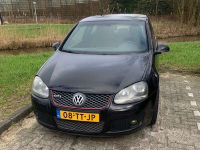 VW Golf V