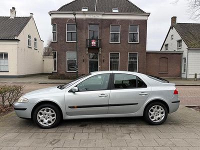 Occasion Renault Laguna II 116 PK (85 kW) 2004 Grijs (metallic) Hatchback