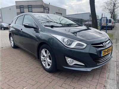 tweedehands Hyundai i40 Wagon 1.6 GDI Blue Business Edition Airco/ECC,Cruisecontrol,Navigatie