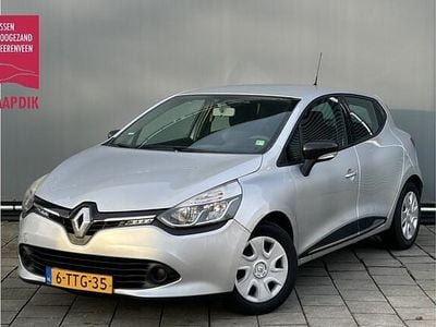 Grijs Occasion 2014 Renault Clio IV Expression Hatchback | € 3.999 (Eerlijke prijs)