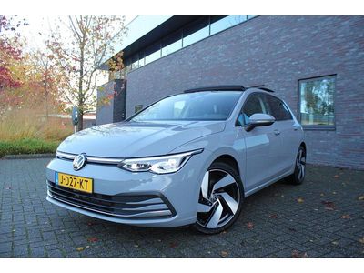 Grijs Occasion 2020 VW Golf VII Style Hatchback | € 25.999 (Eerlijke prijs)