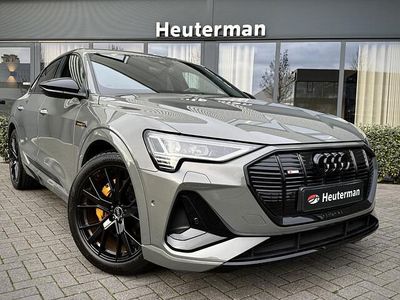 Grijs Gebruikt 2022 Audi e-tron Sportback Black Edition SUV | € 40.950 (Eerlijke prijs)