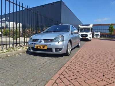 Renault Clio II