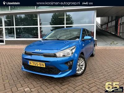 Sporty blue Occasion 2022 Kia Rio Hatchback | € 19.499 (Iets duurder)