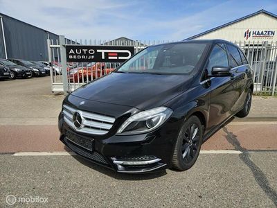 Mercedes B200