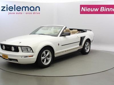 tweedehands Ford Mustang 4.0 V6 Convertible Automaat - Leer - 131.219 KM