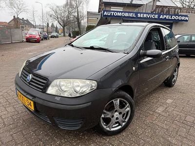 Zwart Occasion 2005 Fiat Punto Active Hatchback | € 1.450 (Eerlijke prijs)