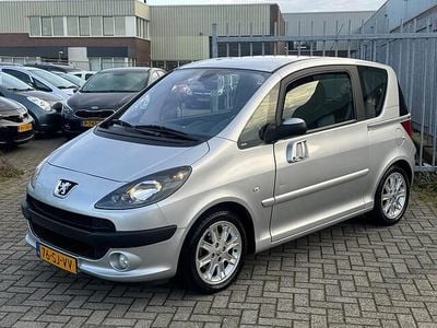 Grijs Gebruikt 2006 Peugeot 1007 MPV | € 4.490