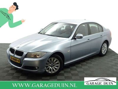 tweedehands BMW 318 318 i High Executive- Leder Interieur / Navi / Park