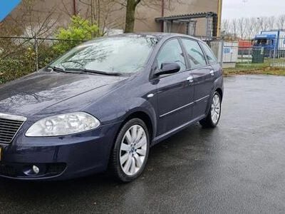 tweedehands Fiat Croma 2.2-16V Emotion