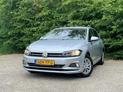 Grijs Occasion 2019 VW Polo Highline Hatchback | € 16.975 (Goede deal)