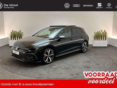 Zwart Nieuw 2025 VW Golf VIII GTE Hatchback | € 54.750 (Iets duurder)
