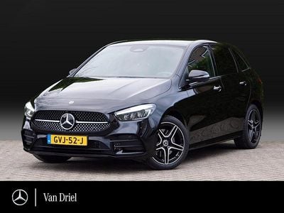 Zwart Gebruikt 2024 Mercedes B250 AMG line MPV | € 40.500 (Iets duurder)