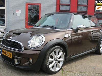 tweedehands Mini Cooper S 1.6 10 Years II Edition 184 PK LEDER NAVIPDC