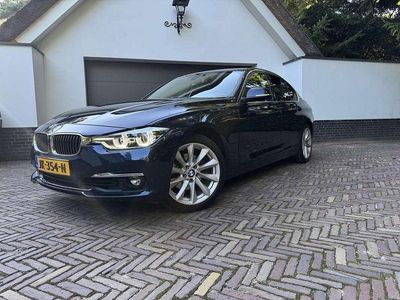 BMW 330e