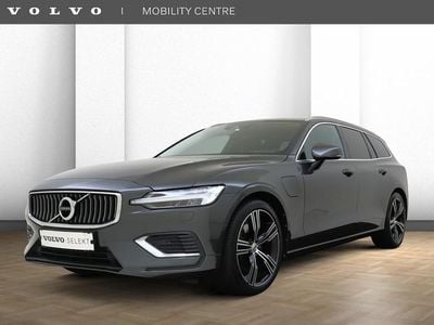 Grijs Occasion 2023 Volvo V60 R-Design Stationwagen | € 35.450 (Eerlijke prijs)