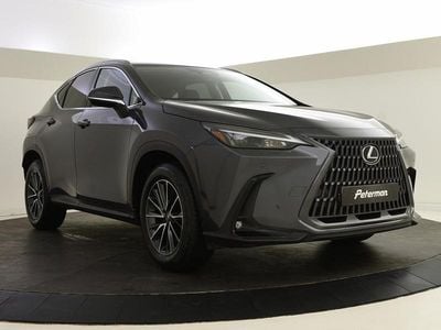 Grijs Gebruikt 2023 Lexus NX450h+ Luxury Line SUV | € 48.899 (Goede deal)