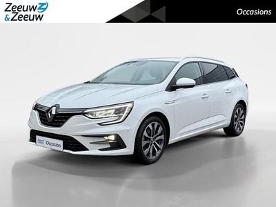 Wit nacre qnc Gebruikt 2022 Renault Mégane IV Intens Hatchback | € 17.995 (Goede deal)