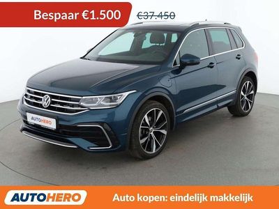 Blauw Occasion 2022 VW Tiguan R-line SUV | € 36.149 (Eerlijke prijs)