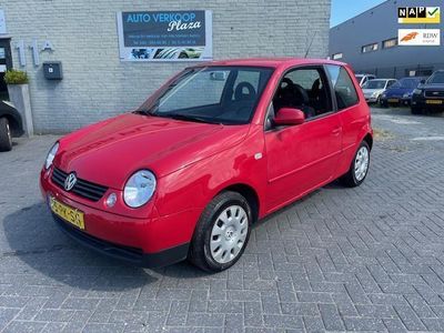 Occasion VW Lupo 75 PK (55 kW) 2004 Rood Hatchback