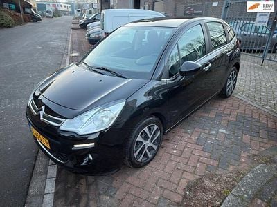 Zwart (metallic) Occasion 2016 Citroën C3 PureTech Hatchback | € 6.750 (Goede deal)