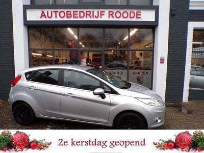 Zilver Gebruikt 2009 Ford Fiesta Ghia Hatchback | € 4.999 (Eerlijke prijs)